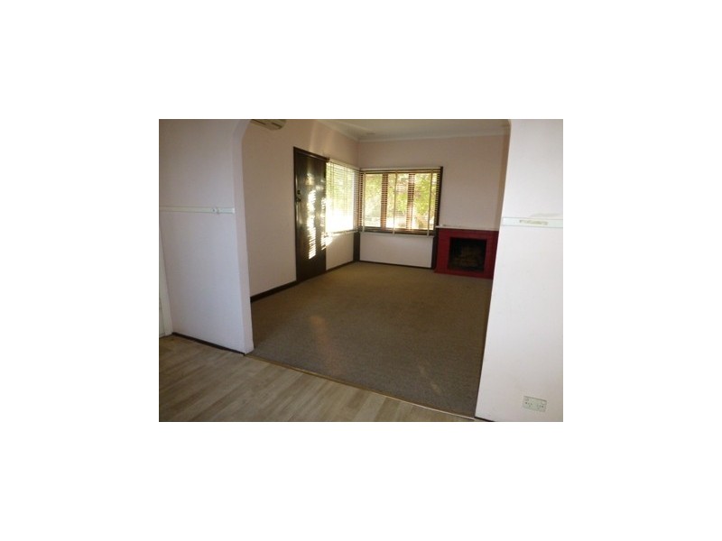 16 Quadea Way, Nollamara WA 6061