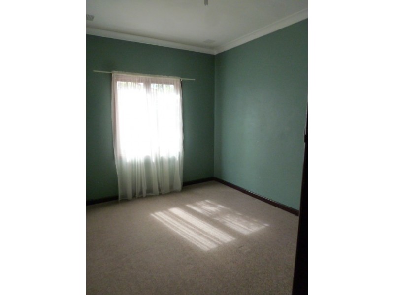 16 Quadea Way, Nollamara WA 6061