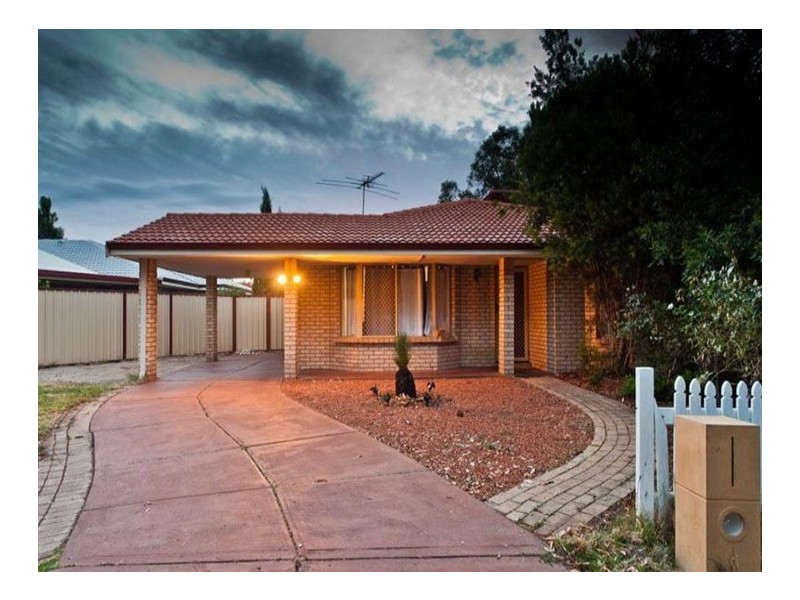 14 Wedgetail Court, Brookdale WA 6112