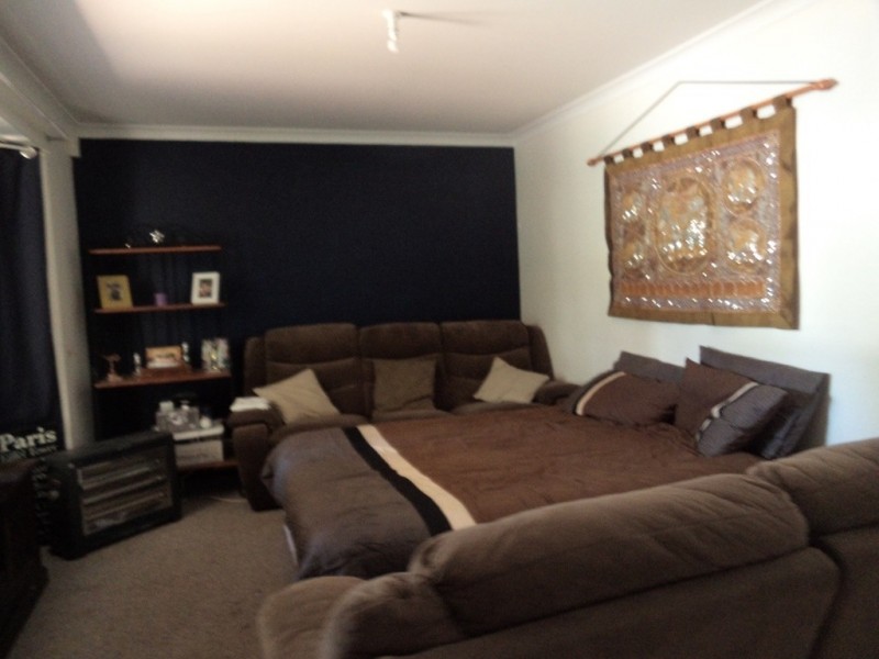 14 Wedgetail Court, Brookdale WA 6112