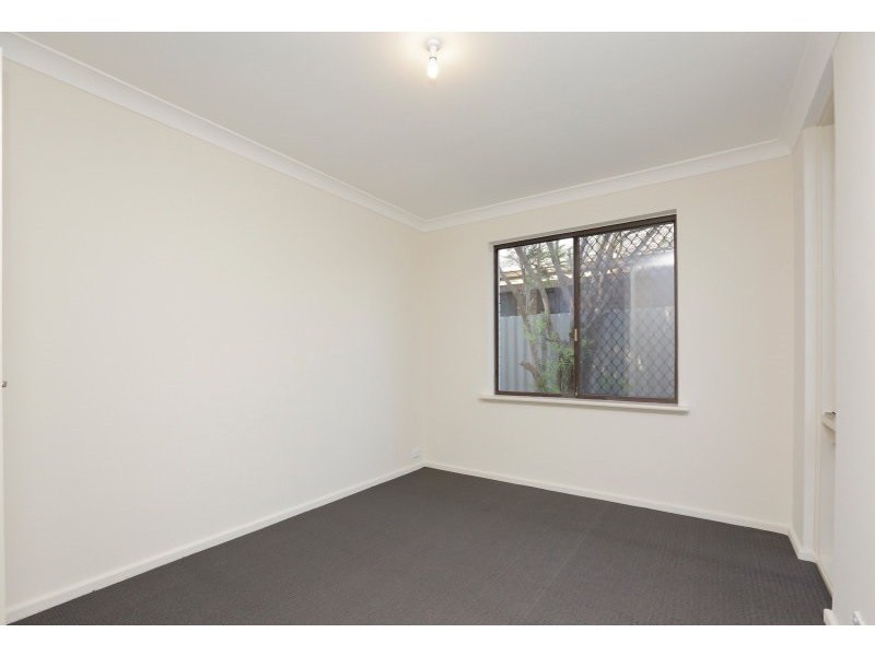 40 Meadowbrook Drive, Parkwood WA 6147