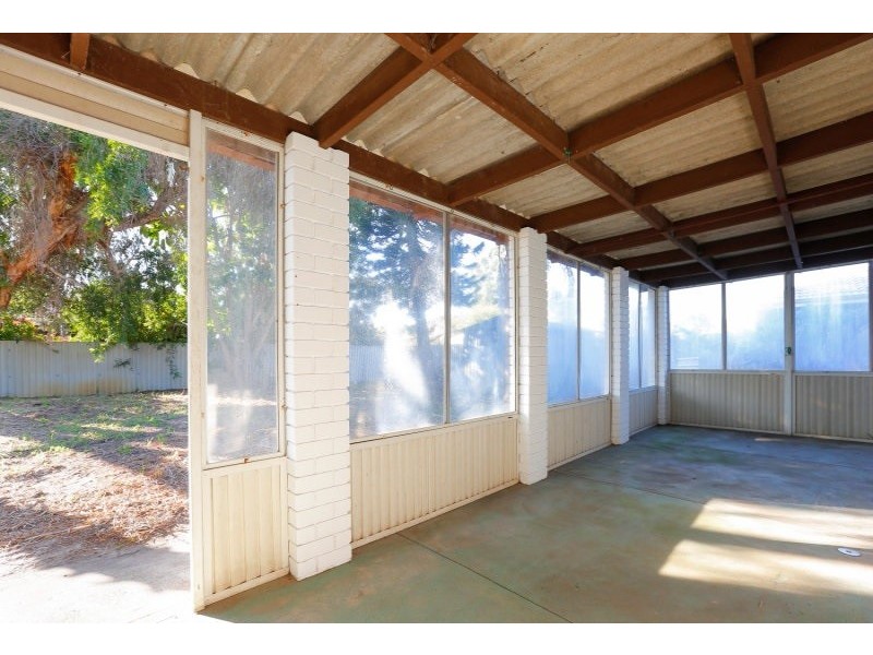 40 Meadowbrook Drive, Parkwood WA 6147