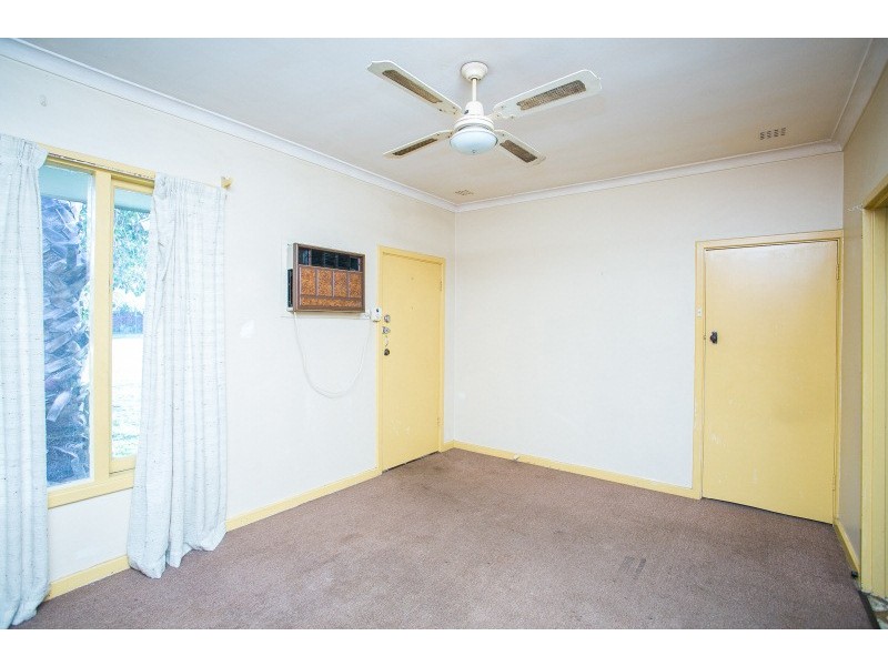 273 Epsom Avenue, Redcliffe WA 6104