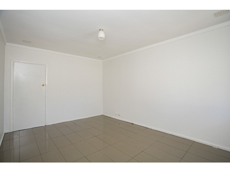 16 Scanlon Way, Lockridge WA 6054