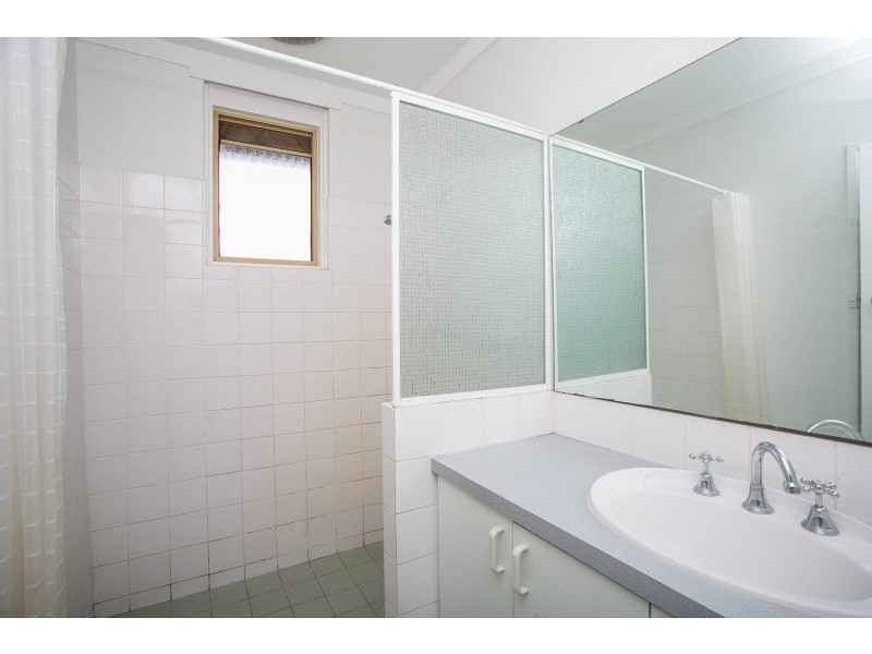 16 Scanlon Way, Lockridge WA 6054