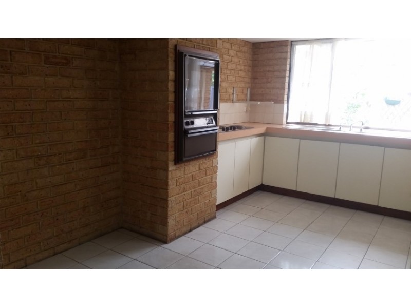 6 Galaxy Court, Alexander Heights WA 6064