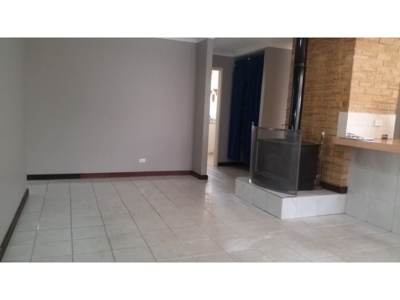 6 Galaxy Court, Alexander Heights WA 6064