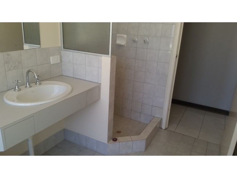 6 Galaxy Court, Alexander Heights WA 6064