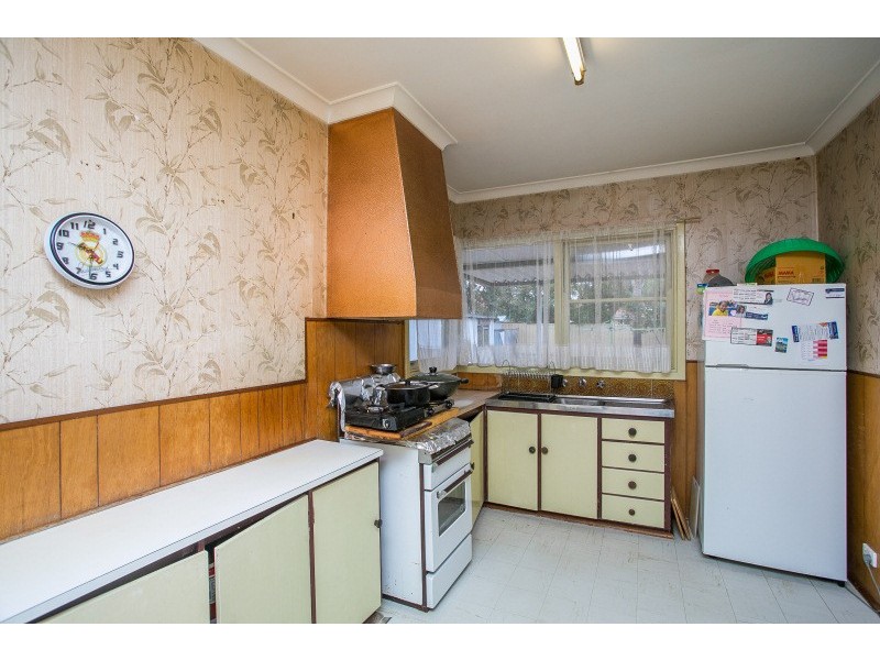 7 Boxley Place, Langford WA 6147