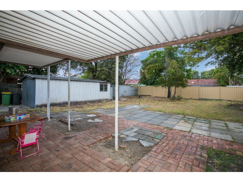 7 Boxley Place, Langford WA 6147