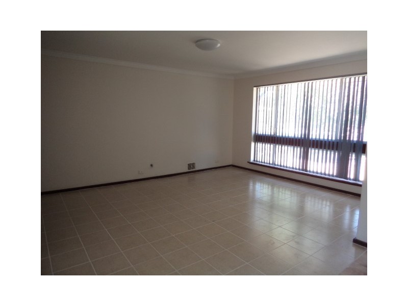 34 Sheoak Road, Maddington WA 6109