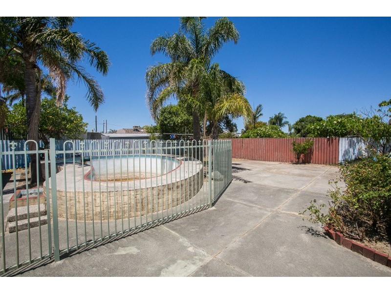 98 Mirrabooka, Koondoola WA 6064