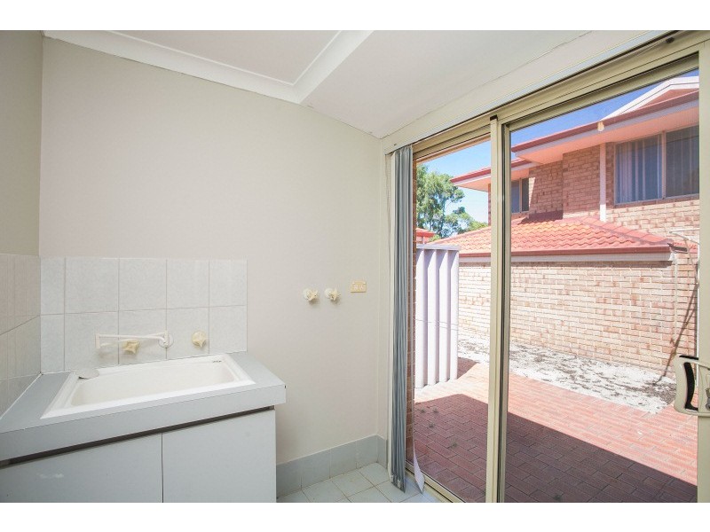 4/115 Bank Street, East Victoria Park WA 6101