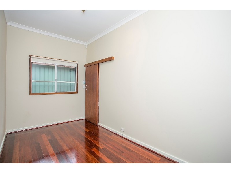 27 Kenilworth Street, Bayswater WA 6053