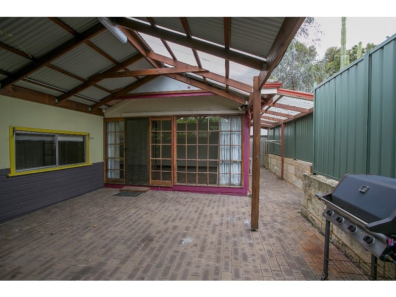 27 Kenilworth Street, Bayswater WA 6053