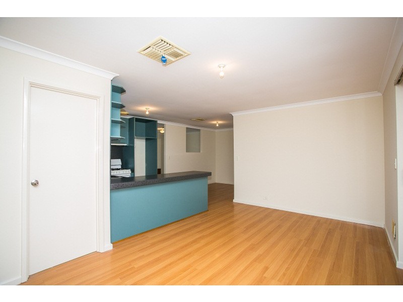 9 Judges Gardens, Leda WA 6170