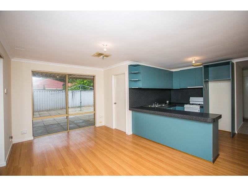 9 Judges Gardens, Leda WA 6170