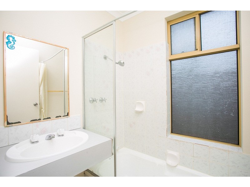 9 Judges Gardens, Leda WA 6170