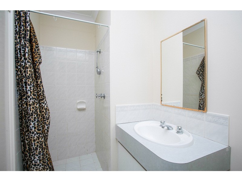 9 Judges Gardens, Leda WA 6170