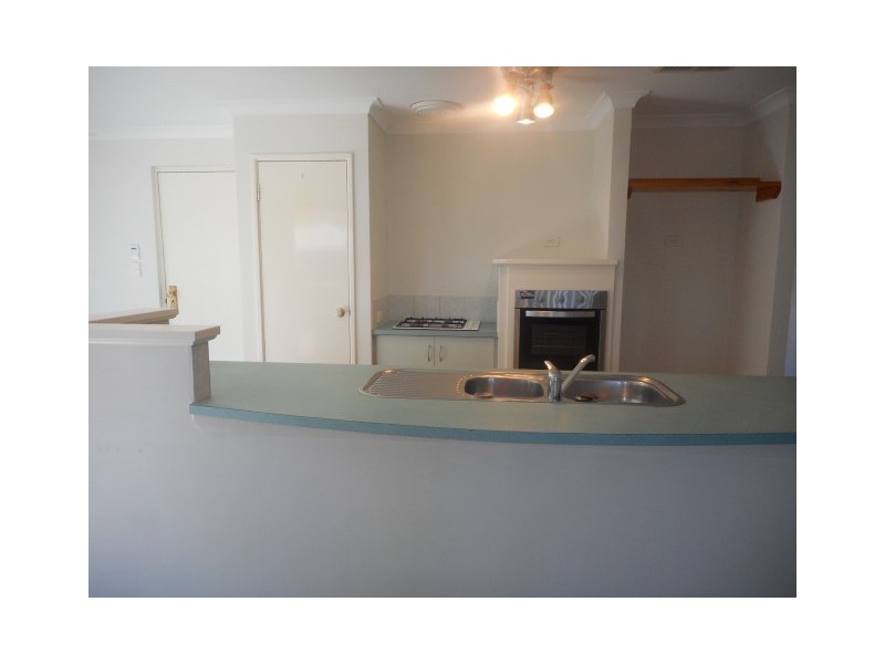 15 Larrawa Circle, Ellenbrook WA 6069