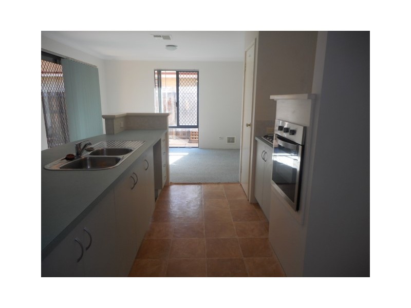 15 Larrawa Circle, Ellenbrook WA 6069