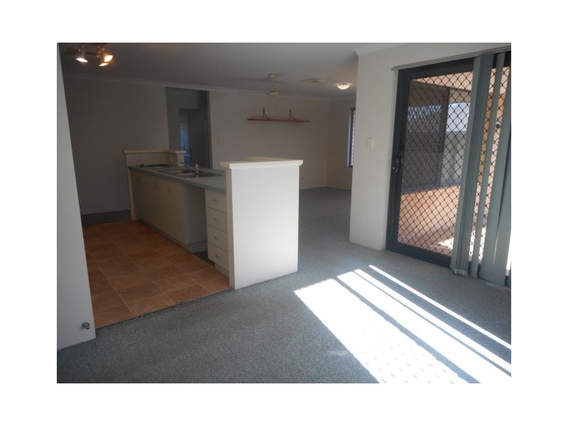 15 Larrawa Circle, Ellenbrook WA 6069