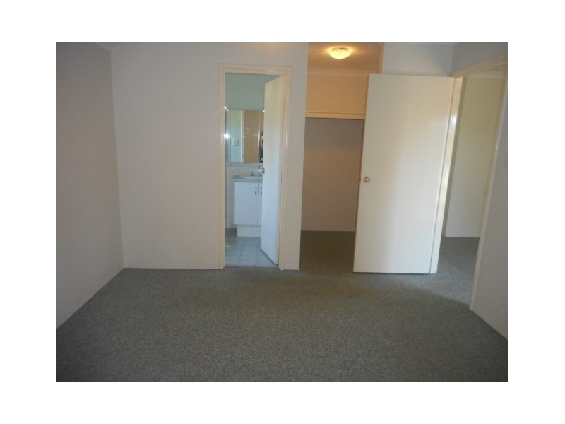 15 Larrawa Circle, Ellenbrook WA 6069