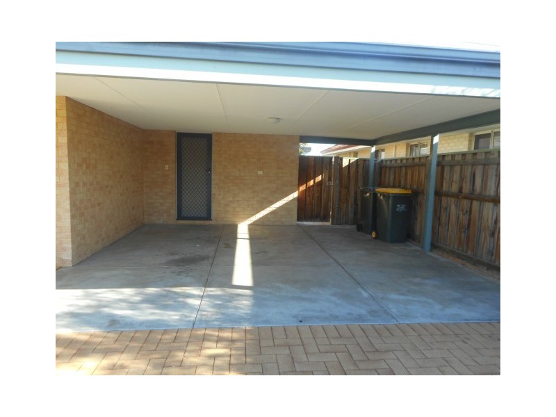 15 Larrawa Circle, Ellenbrook WA 6069