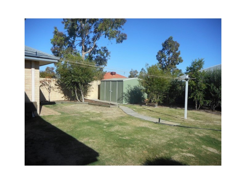 15 Larrawa Circle, Ellenbrook WA 6069
