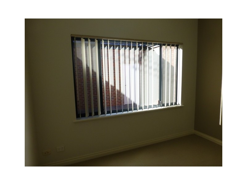 4 Bowtell Way, Darch WA 6065