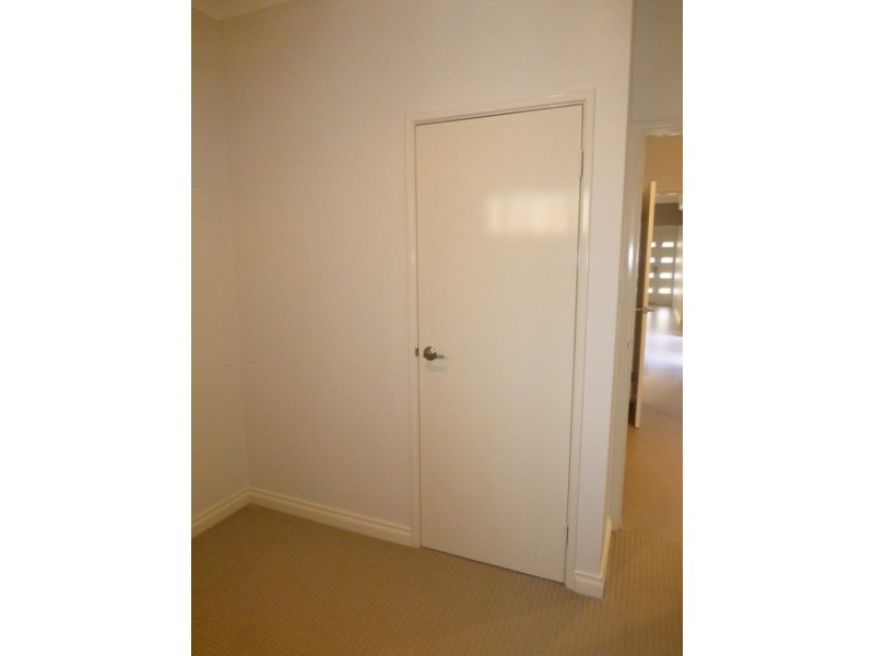 4 Bowtell Way, Darch WA 6065