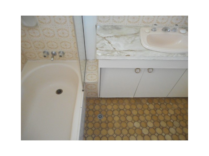 17A Faulkner Way, Eden Hill WA 6054