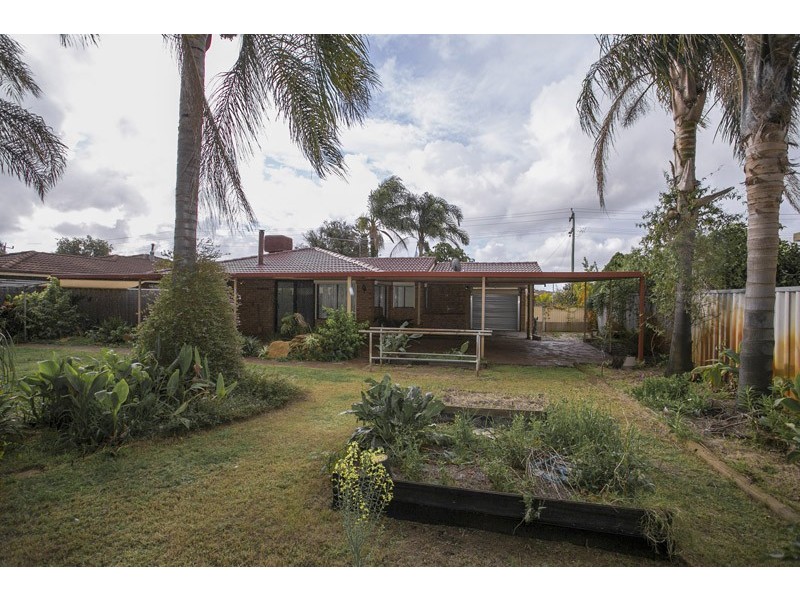 21 Amazon Drive, Beechboro WA 6063