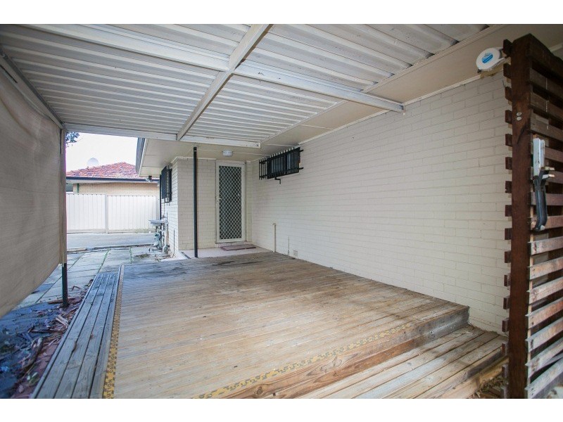 20 Winterton Way, Girrawheen WA 6064