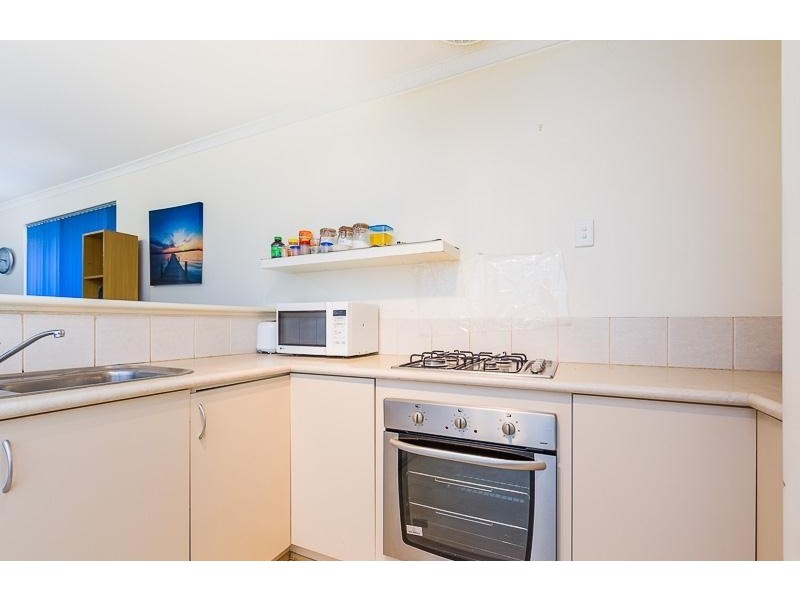 9/11 Attfield Street, Maddington WA 6109