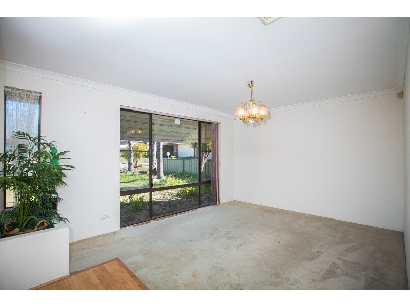 4 Romsey Grove, Kiara WA 6054