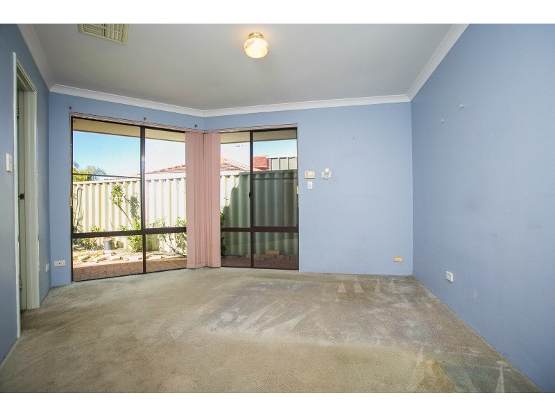 4 Romsey Grove, Kiara WA 6054