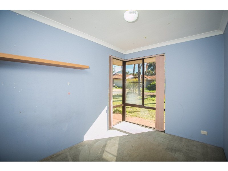 4 Romsey Grove, Kiara WA 6054