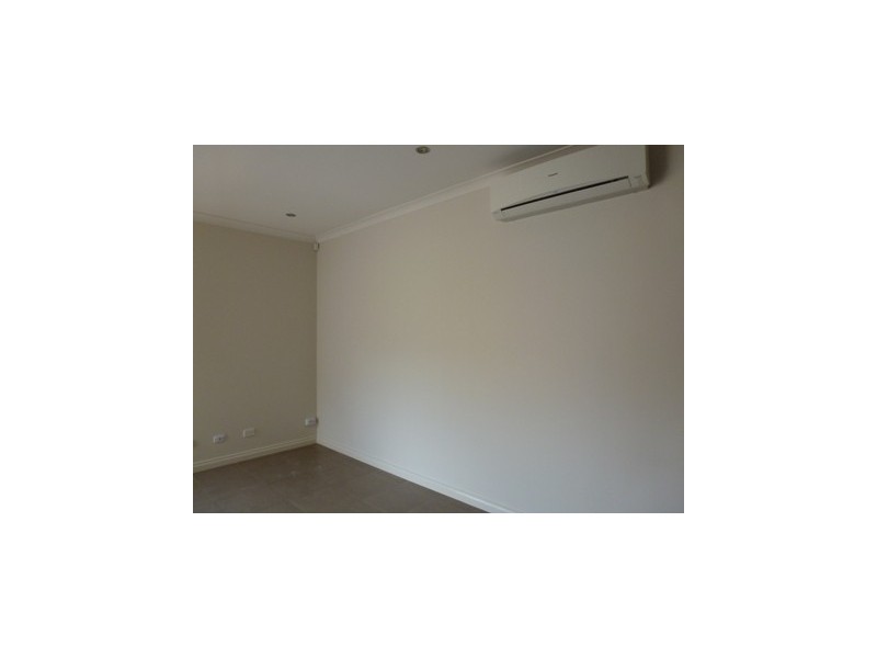 34 James Gilmour Way, Darch WA 6065