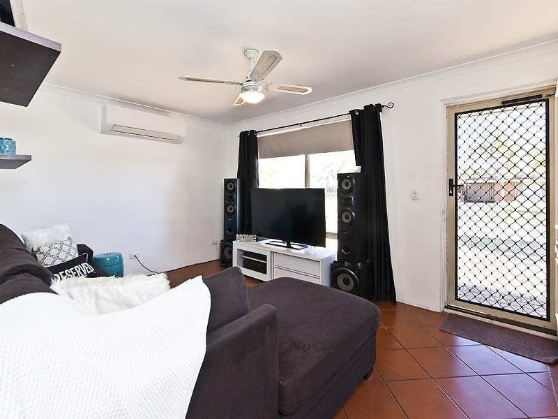 1 Muir Close, Waikiki WA 6169