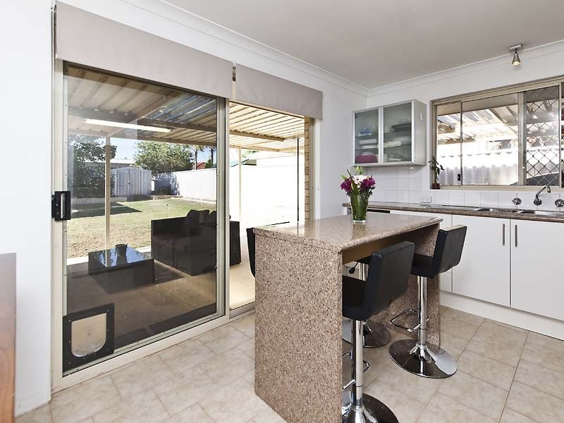 1 Muir Close, Waikiki WA 6169