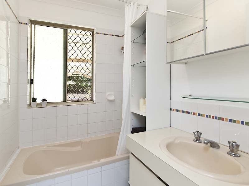 1 Muir Close, Waikiki WA 6169