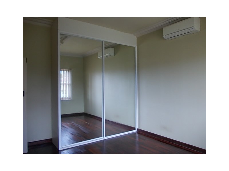 28 Redcliffe Street, East Cannington WA 6107