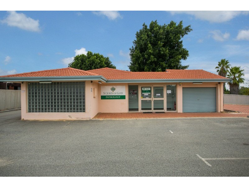 4 Hull Way, Beechboro WA 6063