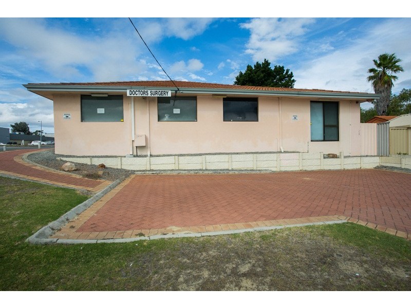 2 Hull Way, Beechboro WA 6063