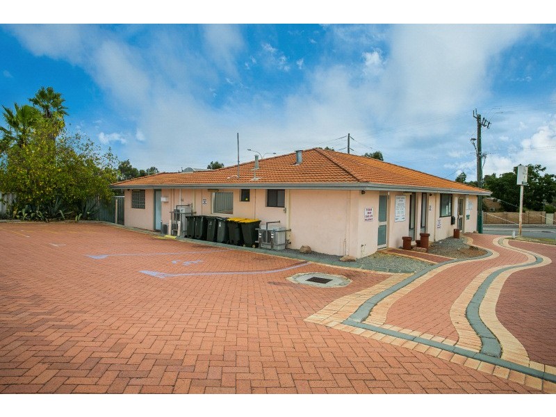 2 Hull Way, Beechboro WA 6063