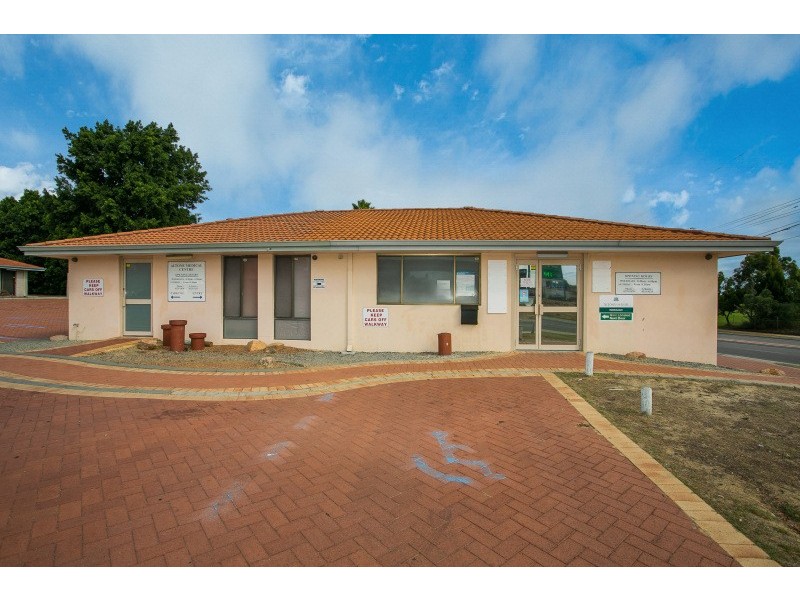 2 Hull Way, Beechboro WA 6063