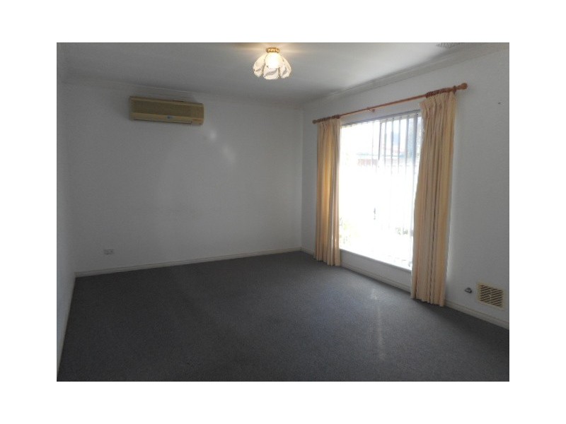 4/16 Avery Avenue, Dianella WA 6059