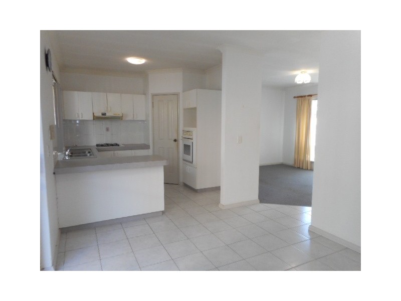 4/16 Avery Avenue, Dianella WA 6059