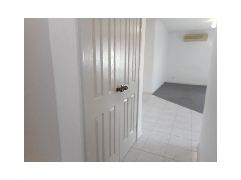 4/16 Avery Avenue, Dianella WA 6059